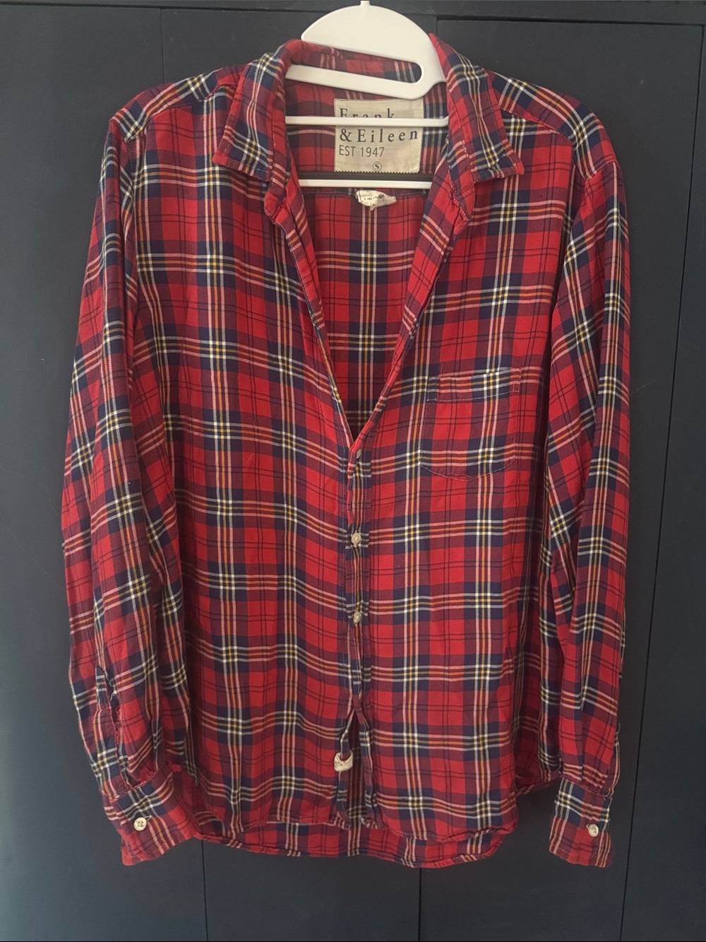 Frank & Eileen Red Plaid Button Down Shirt - S